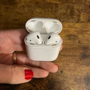 Apple AirPods